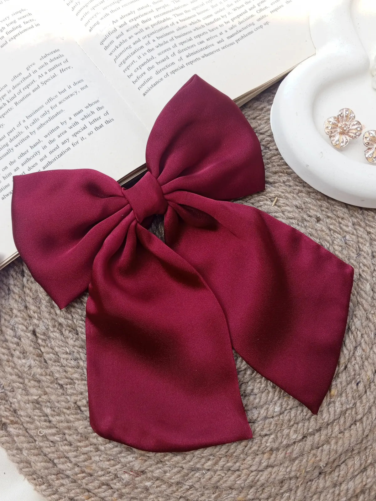 Short Silk Bows